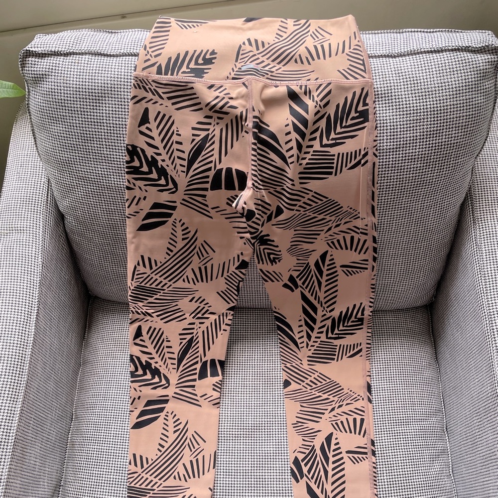 American Eagle Workout Legging